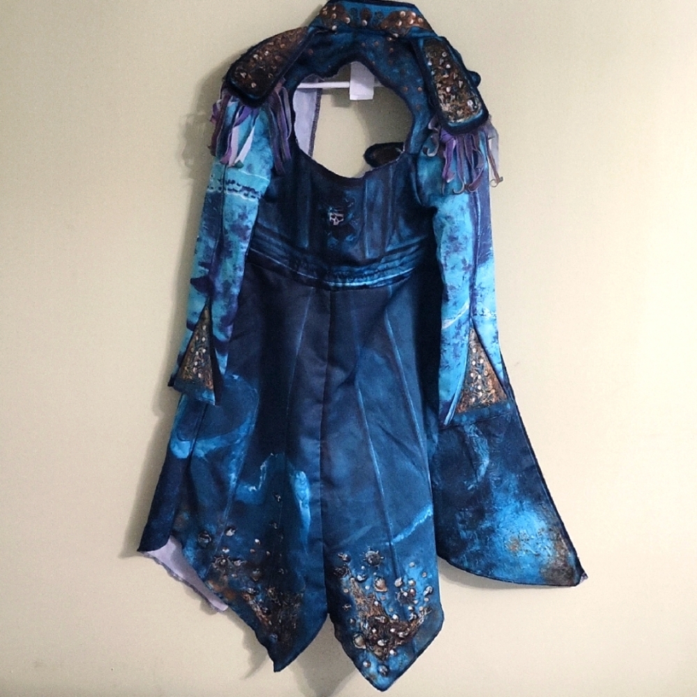 Descendants 2 Costume